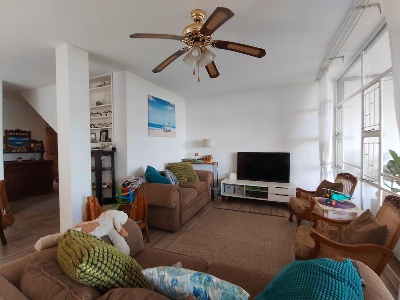 Breathtaking views 3 Bedroom Duplex - Photo 8