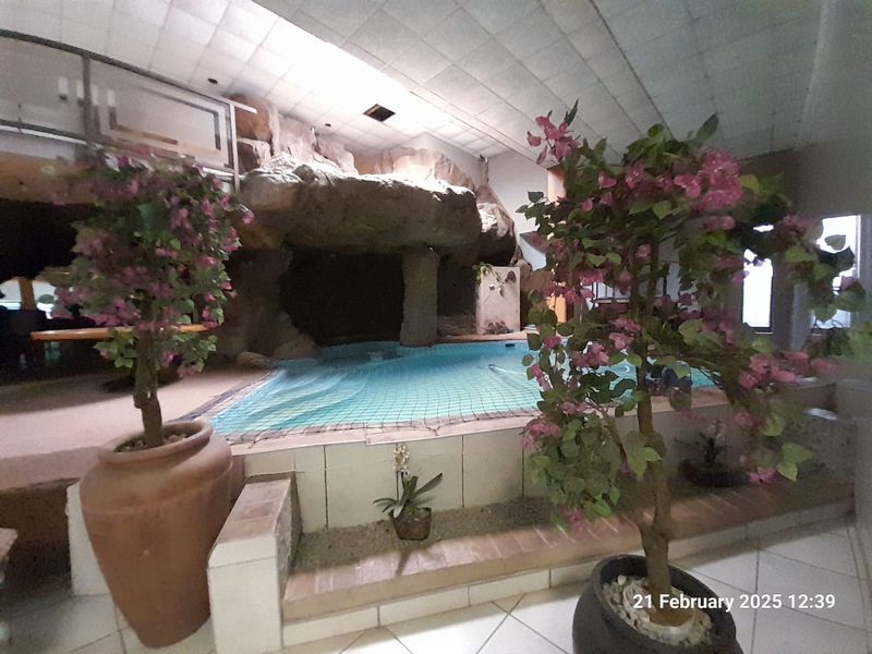 RUNNING BUSINESS - 22 Bedroom Exclusive 3-star Guest Lodge with Conference facilities, Indoor pool - Photo 6