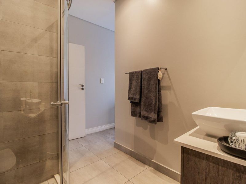 Apartment for Sale in Menlo Park - Photo 10