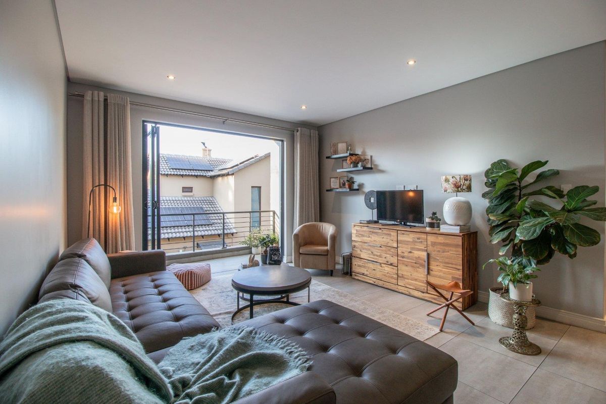 Apartment for Sale in Menlo Park - Photo 4