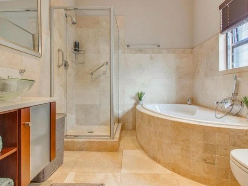 Exquisite 5-Bedroom Home in Jakarandas, Kuils River – Luxury and Security Combined - Photo 3