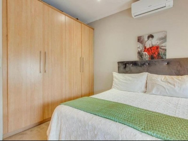 Exquisite 5-Bedroom Home in Jakarandas, Kuils River – Luxury and Security Combined - Photo 6