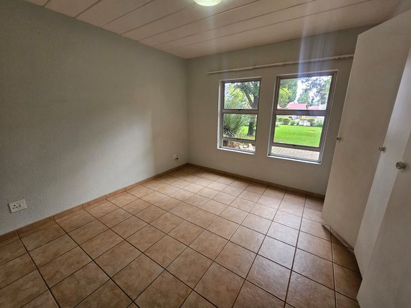 Ground Floor Apartment for Sale – Secure Complex with 24-Hour Security! - Photo 10