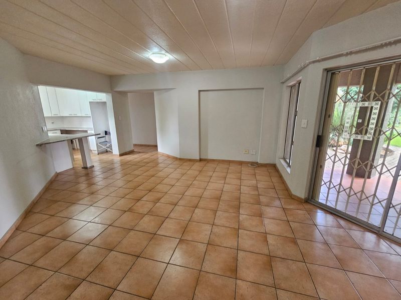 Ground Floor Apartment for Sale – Secure Complex with 24-Hour Security! - Photo 6