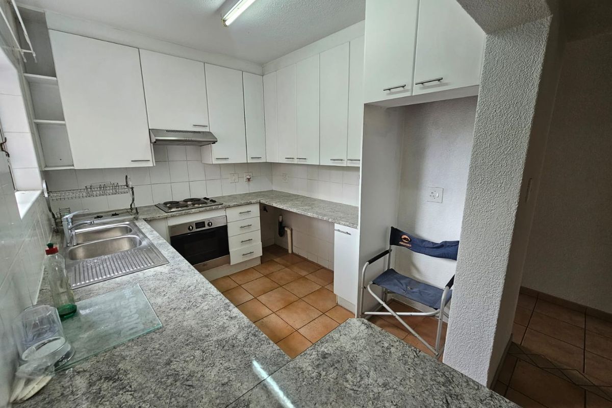 Ground Floor Apartment for Sale – Secure Complex with 24-Hour Security! - Photo 5