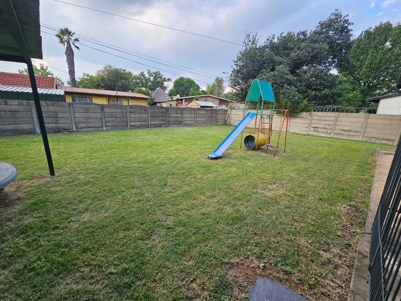 House for Sale in Sasolburg CBD – Ideal for Business or Home! - Photo 5
