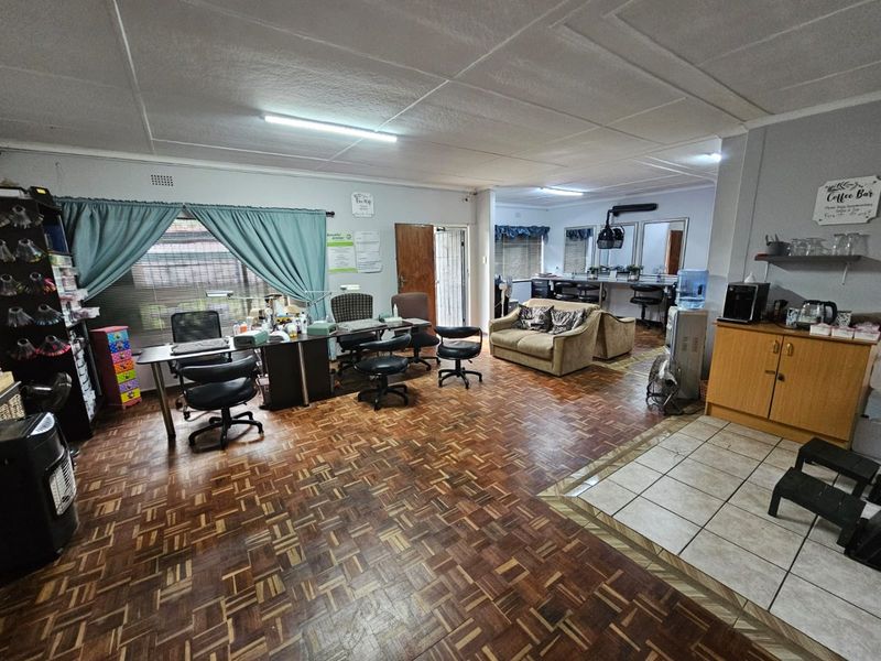 House for Sale in Sasolburg CBD – Ideal for Business or Home! - Photo 7