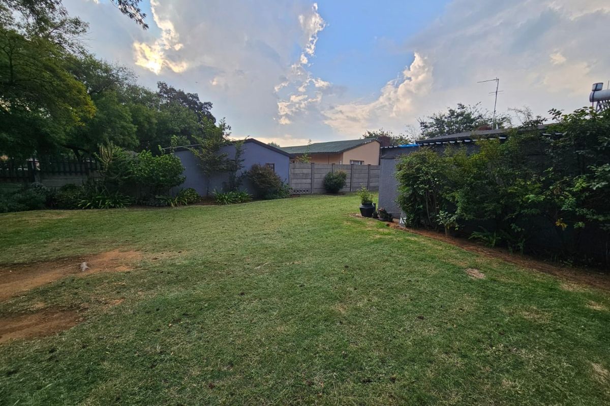 House for Sale in Sasolburg CBD – Ideal for Business or Home! - Photo 2