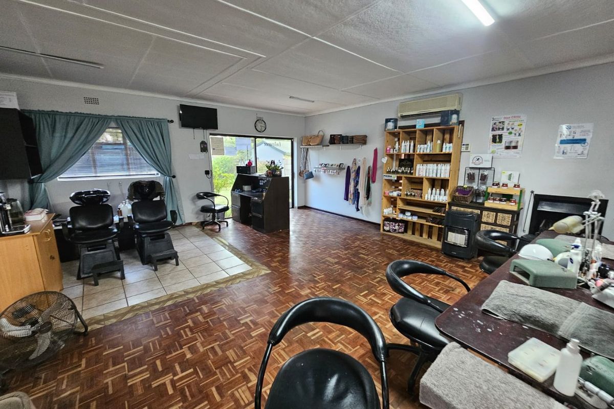 House for Sale in Sasolburg CBD – Ideal for Business or Home! - Photo 4