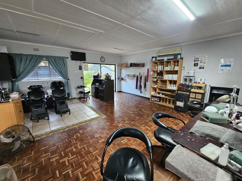 House for Sale in Sasolburg CBD – Ideal for Business or Home! - Photo 4