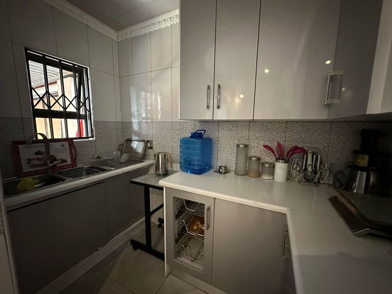 House For Sale In Vereeniging - Photo 10