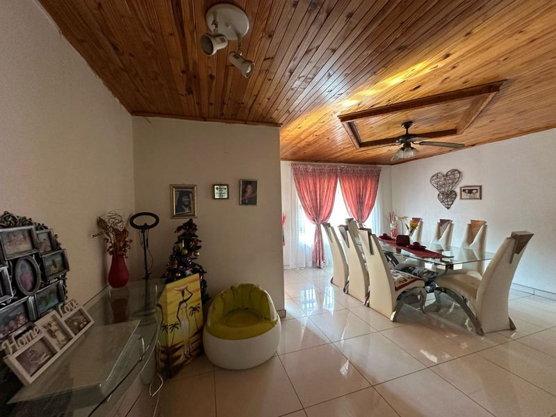 House For Sale In Vereeniging - Photo 5