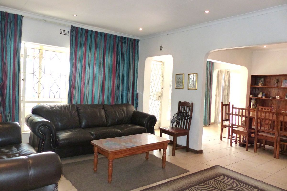 Serious Seller. A Charming 3-Bedroom Family Home with Large Guest Cottage in a Sought-After Suburb - Photo 4