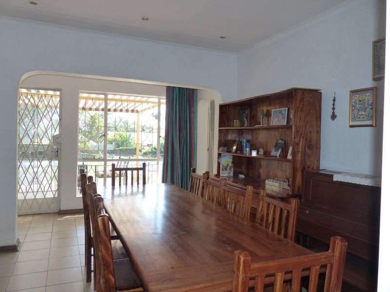 Serious Seller. A Charming 3-Bedroom Family Home with Large Guest Cottage in a Sought-After Suburb - Photo 5