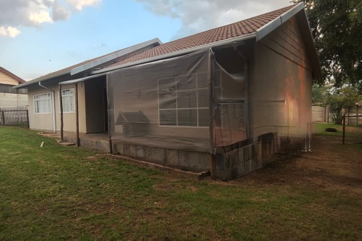 Are you looking for a property where your kids are close to school? - Photo 2