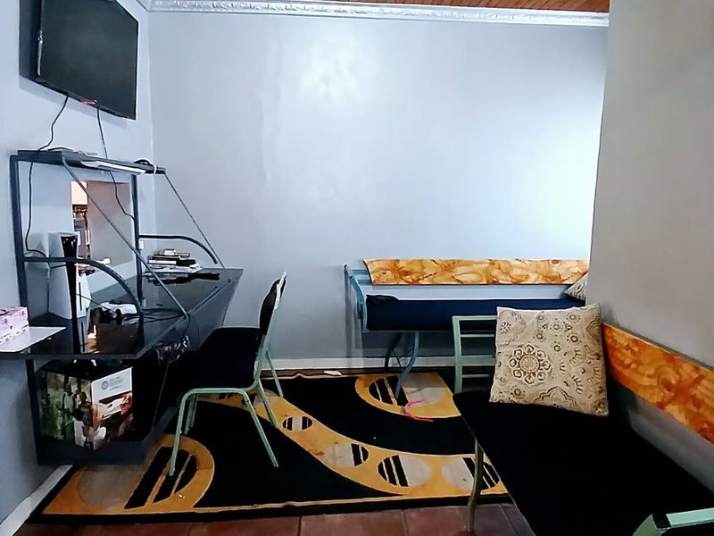 Family house for sale walking distance to schools and Sasolburg CBD - Photo 8