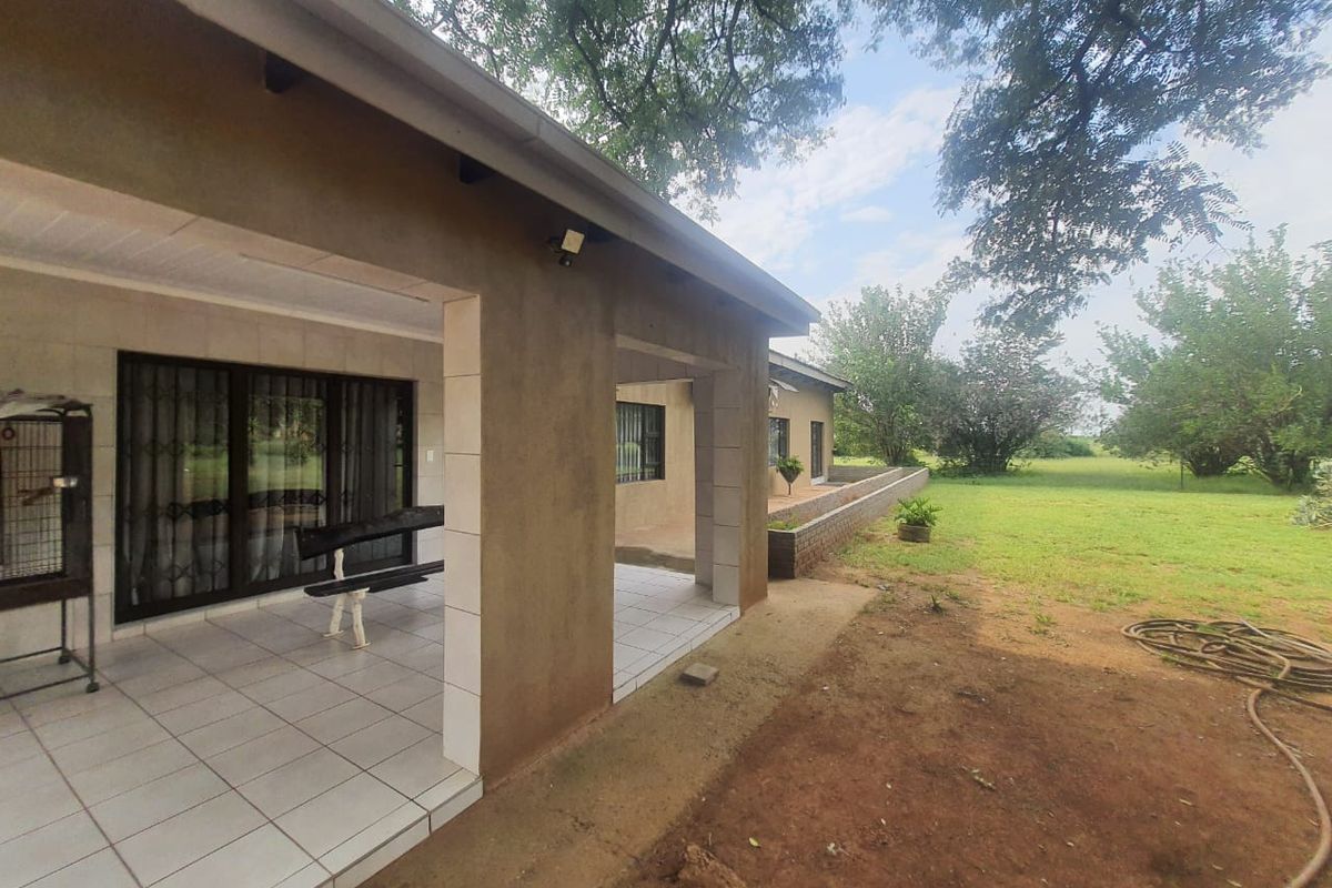 Beautiful 2.2 Hectares Plot In Mullerstuine - Photo 2