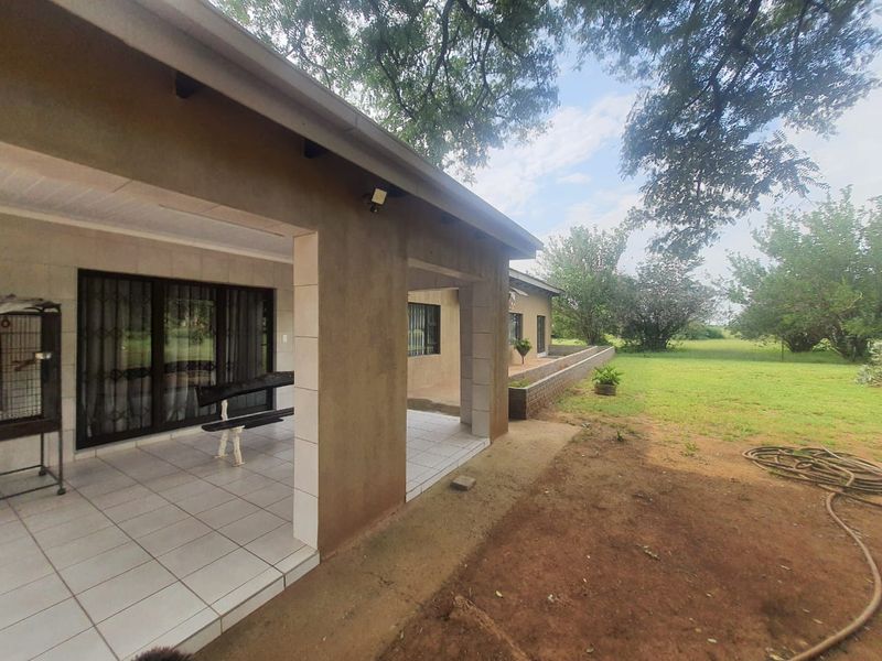 Beautiful 2.2 Hectares Plot In Mullerstuine - Photo 2