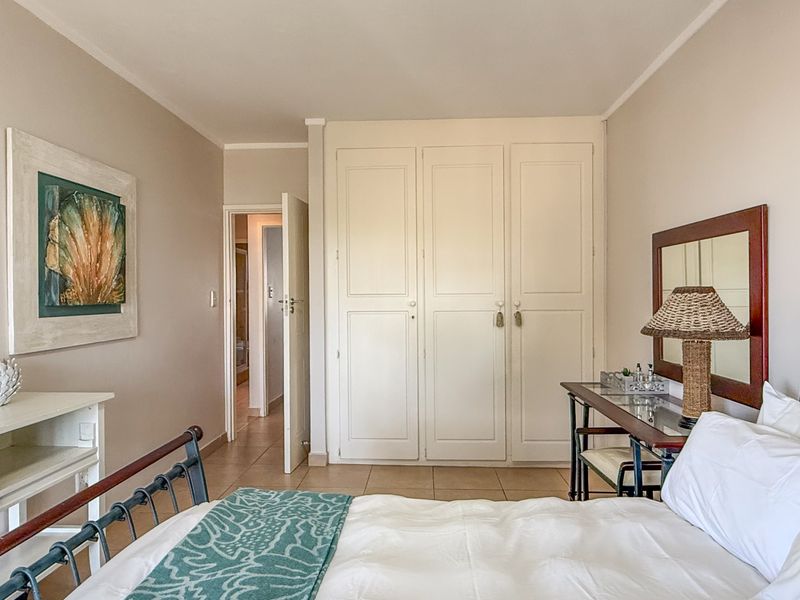 3 Bedroom Sea-Facing Fully Furnished Unit to Rent in La Pirogue, Compensation Beach, Ballito - Photo 8