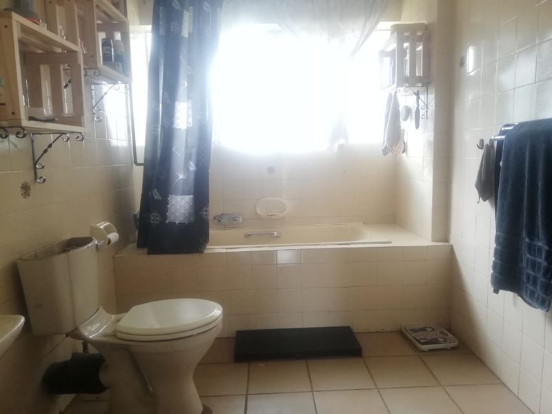 House For Sale In Vereeniging - Photo 10