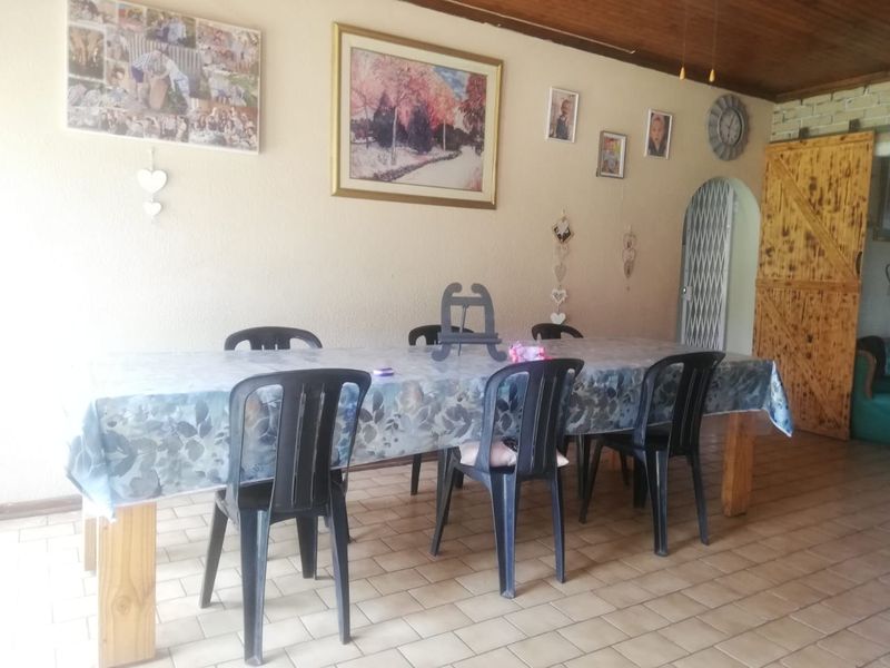 House For Sale In Vereeniging - Photo 3