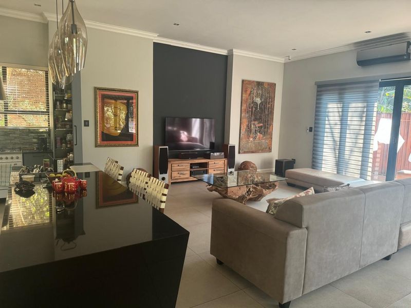 A sophisticated modern home in Zimbali Estate - Photo 6