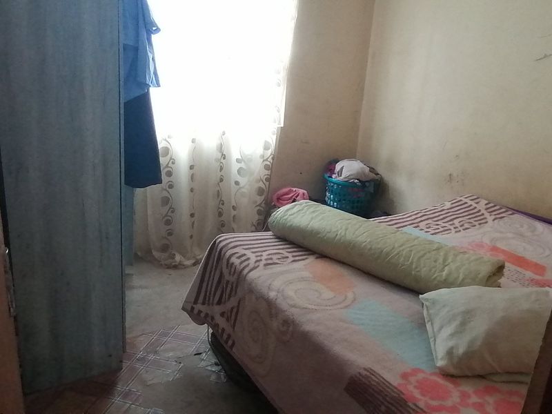 A starter home - Photo 8