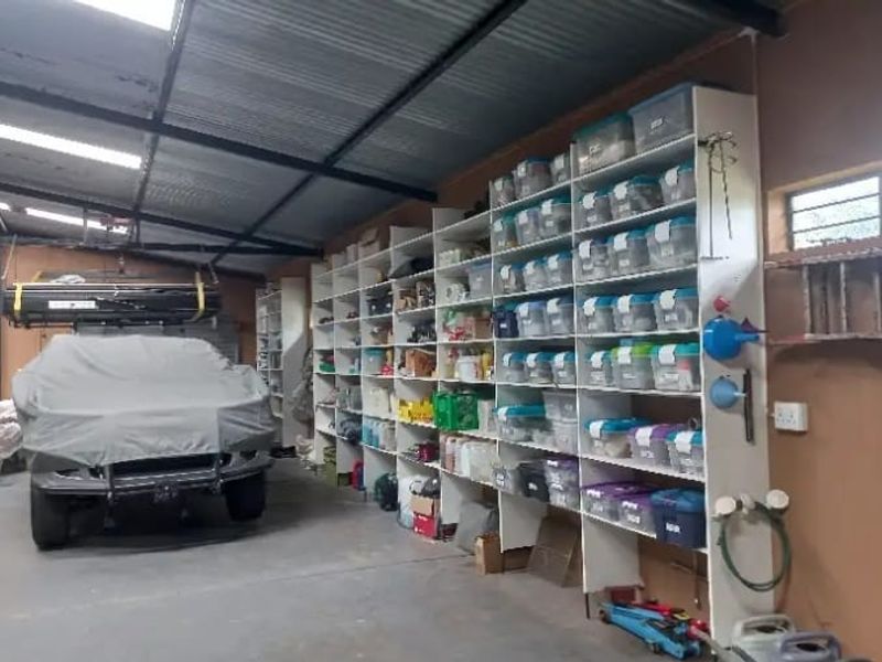 RENTAL INCOME- 6 Houses - 2 Chicken coops - 18 Storage units - Electric fence - Cattle kraal - Photo 6