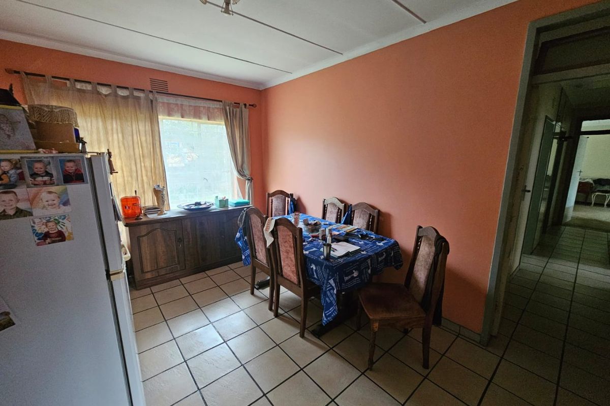 Beautiful 3-Bedroom Home for Sale in Sasolburg – Prime Location Near Schools! - Photo 3