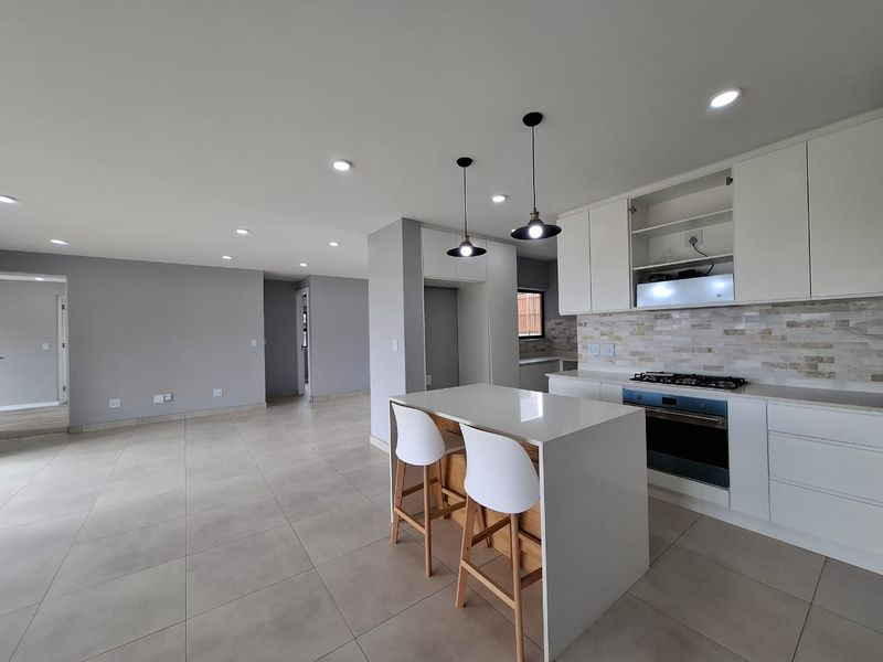 Brand-New Coastal Villa with Stunning Seaviews in Shaka’s Rock, Ballito - Photo 10