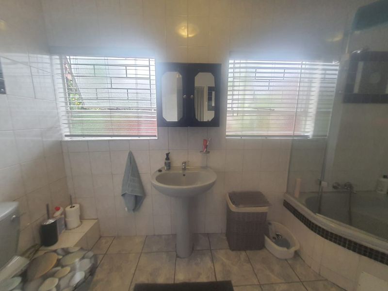 Beautiful Property for an Amazing Price!!! - Photo 8