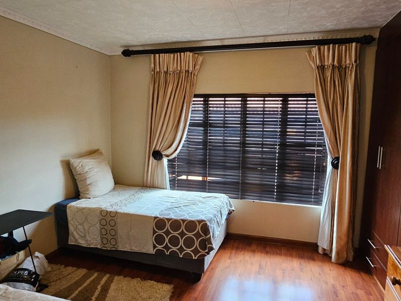 4 bedroom Family Home in Prestigious Security Estate – Prime Location in Polokwane - Photo 9