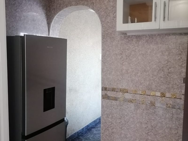 Starter Family Dream Home! Modern Comfort & Ample Space Await! - Photo 5