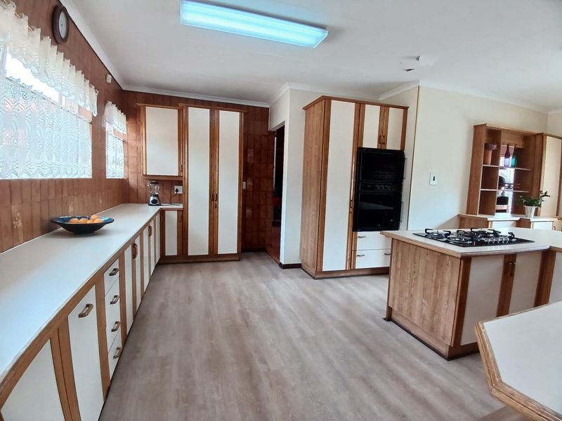 House For Sale In Vereeniging - Photo 10