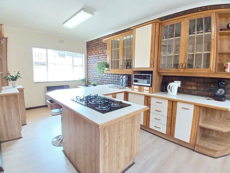 House For Sale In Vereeniging - Photo 8