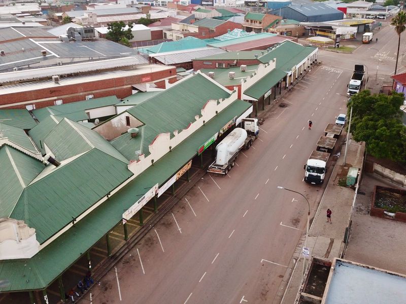 Bela Bela - Main Street - Commercial Buidling - Photo 5