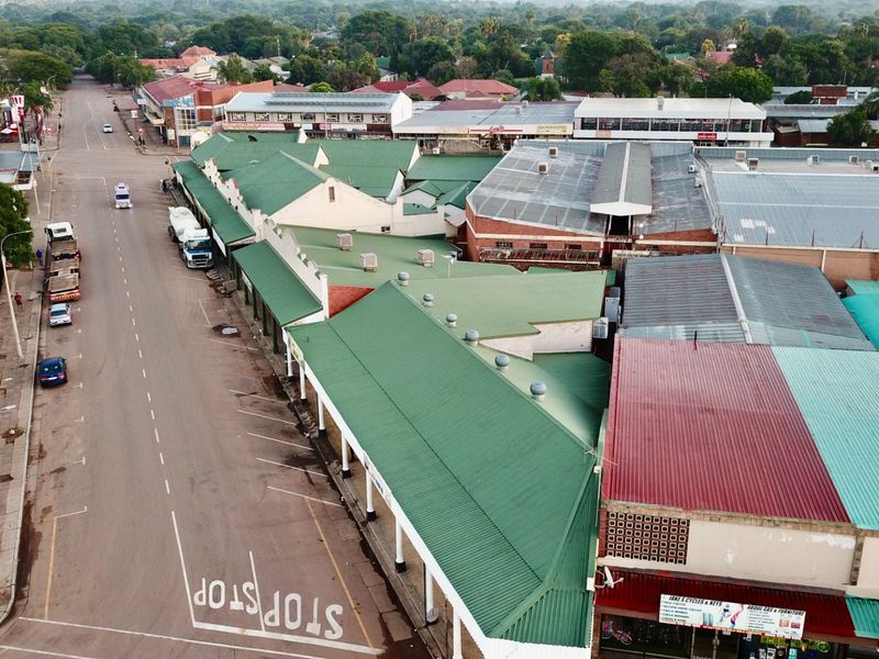 Bela Bela - Main Street - Commercial Buidling - Photo 7