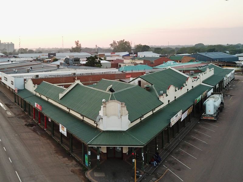 Bela Bela - Main Street - Commercial Buidling - Photo 3