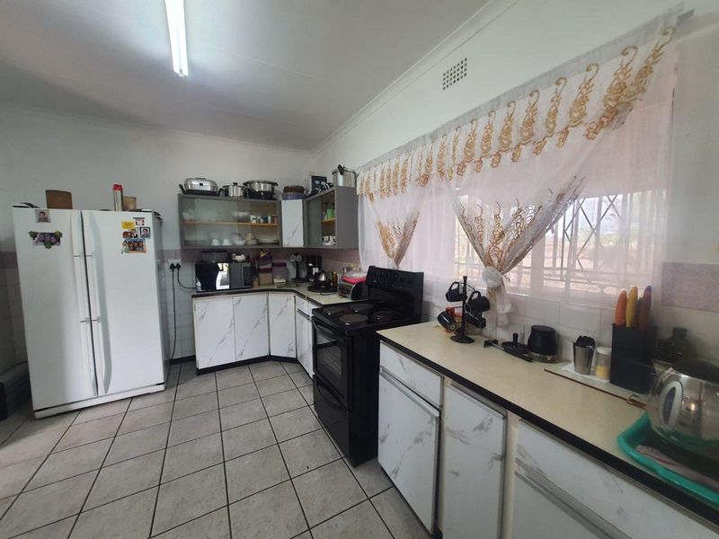 Sonland Park Beautiful Bargain Buy - Photo 5