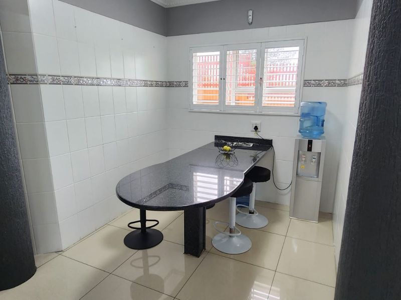 Extraordinary Mansion  for sale in SW 5 proper - Photo 6