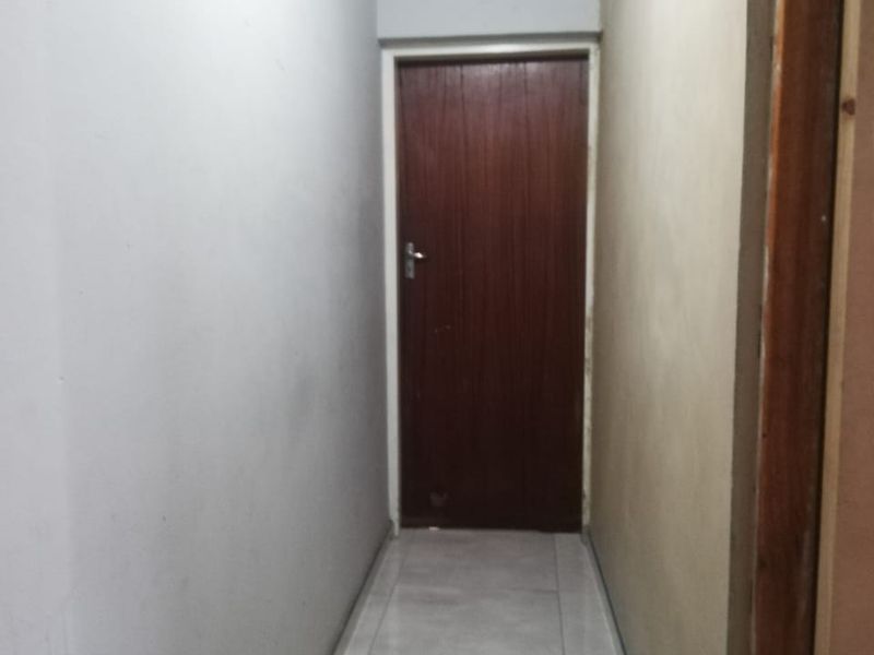 A Bargain Buy, 4 Bedroom House in Sonland Park. A bit of a Fixer Upper but worth the Price. - Photo 10