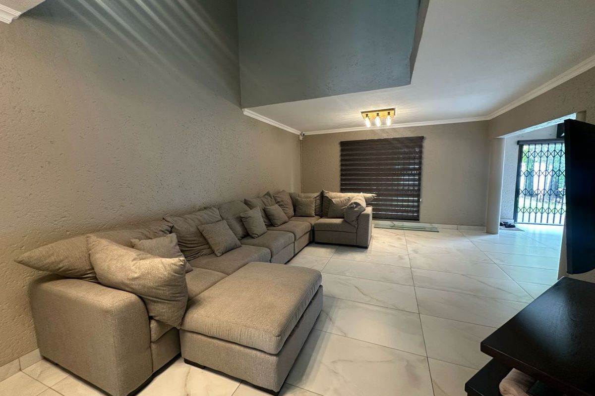 House For Sale In Vereeniging - Photo 5