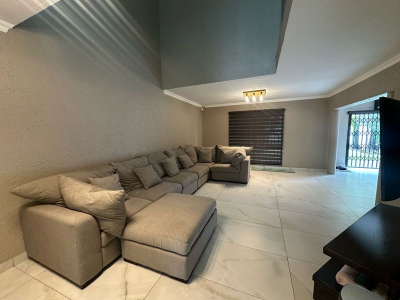 House For Sale In Vereeniging - Photo 5