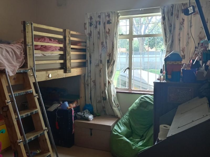 Cosy house for sale in sasolburg - Photo 9