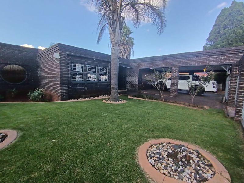 Stunning, Spacious Family Home – Perfect for Entertaining! - Photo 5