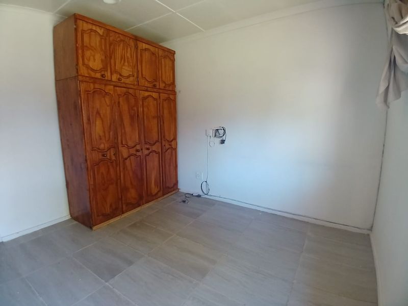 Family house to let walking distance to high school and shopping center - Photo 10