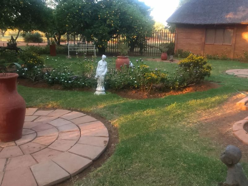 Neat and Well-Maintained Farm with more than 60 fruit trees - Main house and flat. - Photo 3