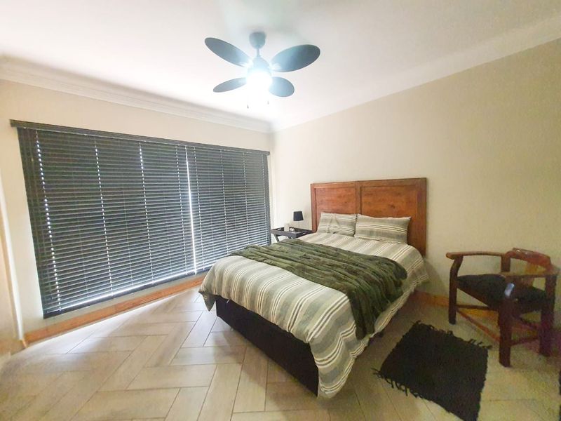 Beautiful Gem in SW 5 Proper - Photo 9