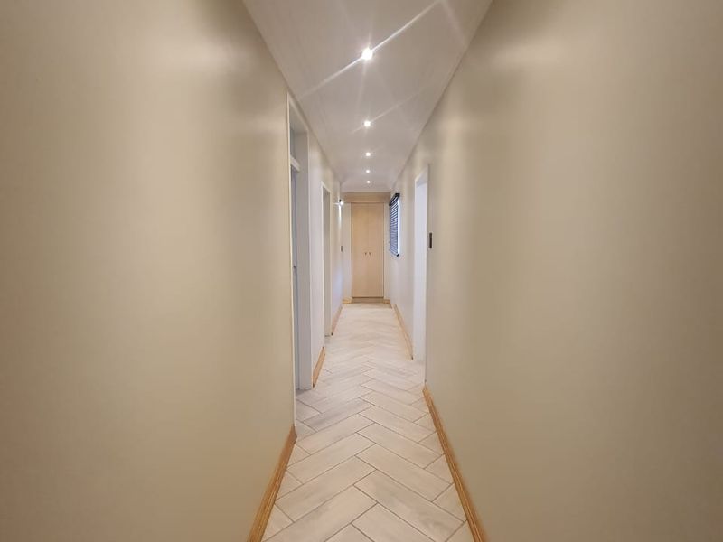 Beautiful Gem in SW 5 Proper - Photo 8