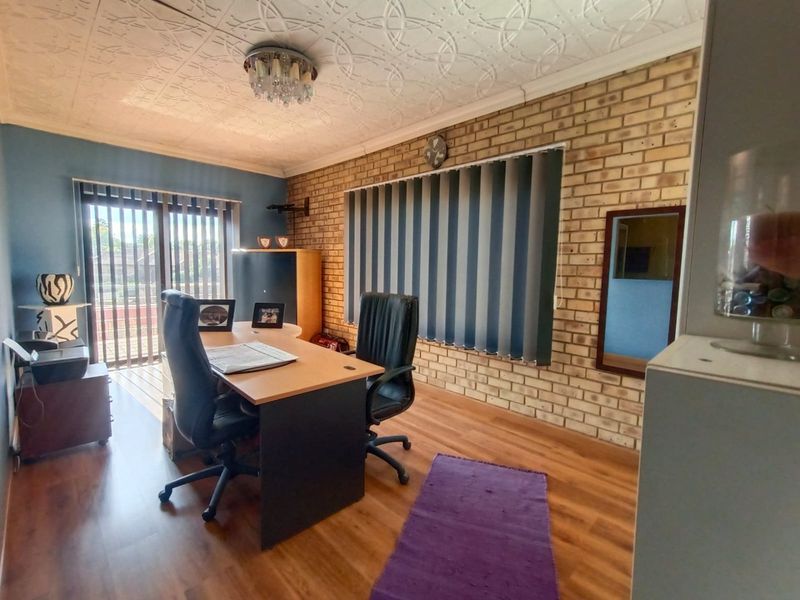 !A Flying Start to Perfection!  !Style, Modern Acceptance!  !Proper Secured Area! - Photo 9